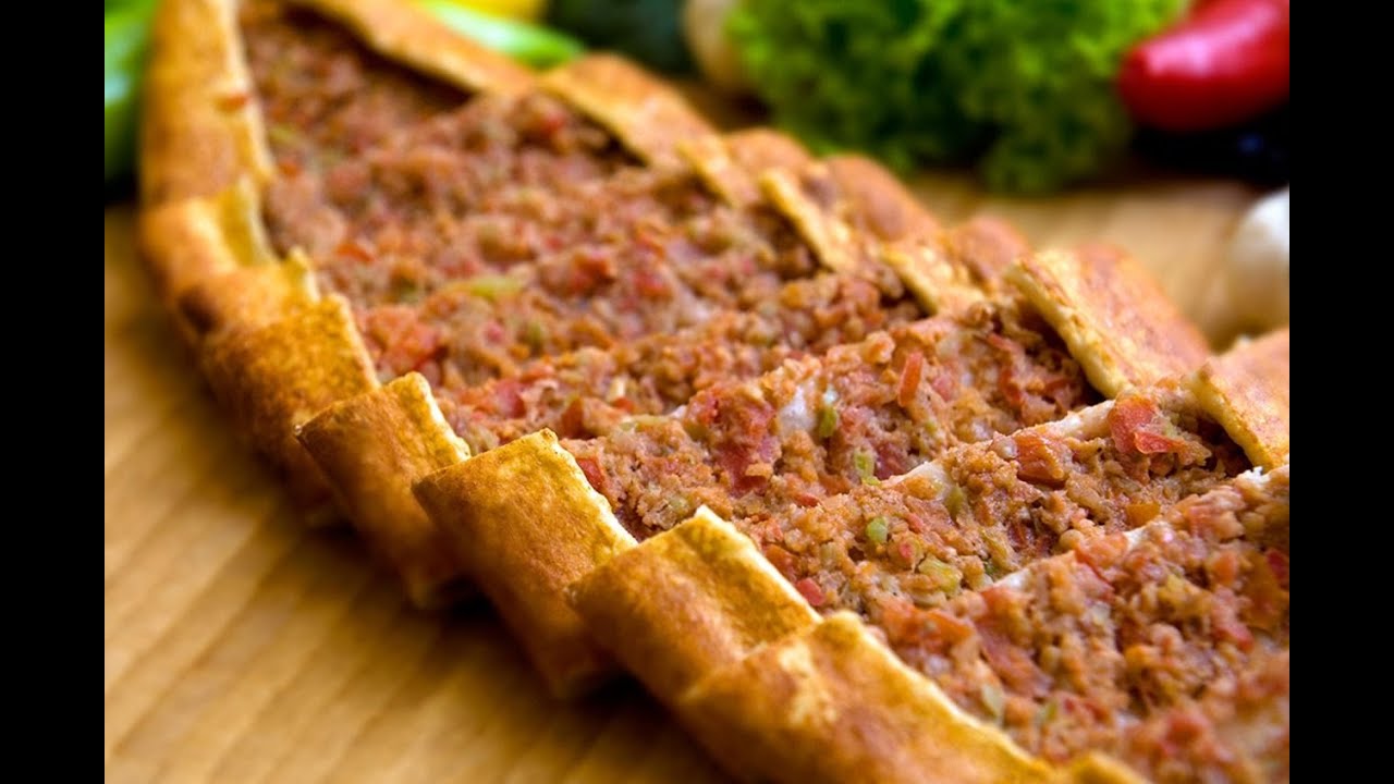 Kıymalı Pide