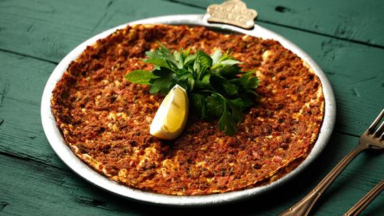 Urfa Tabakaltı Lahmacun